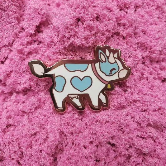 Love Heart Cow Pin
