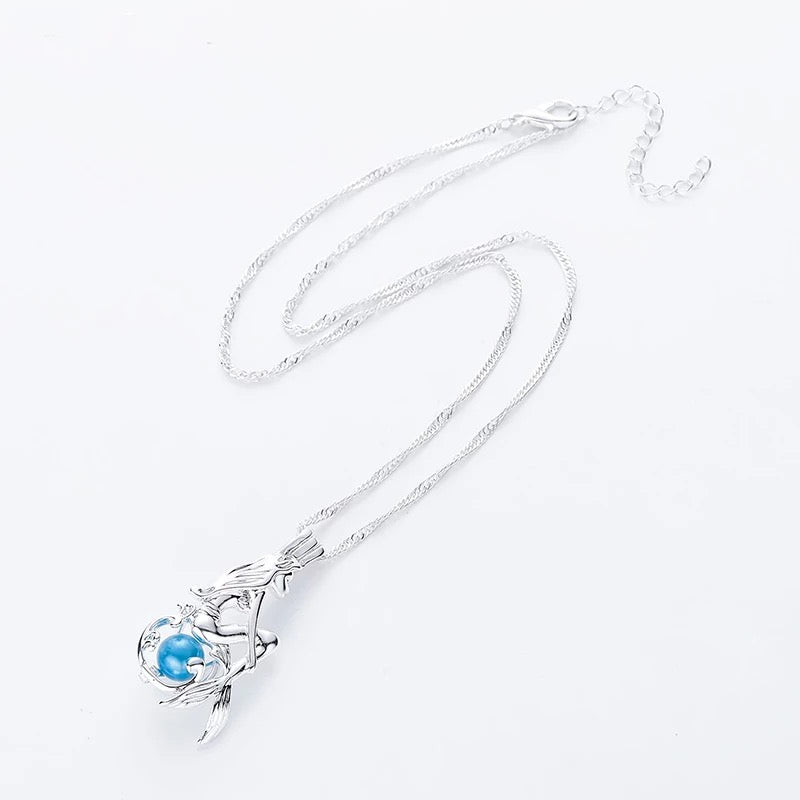 DDLGVERSE Ariel Silver Jewelled Necklace , on white table