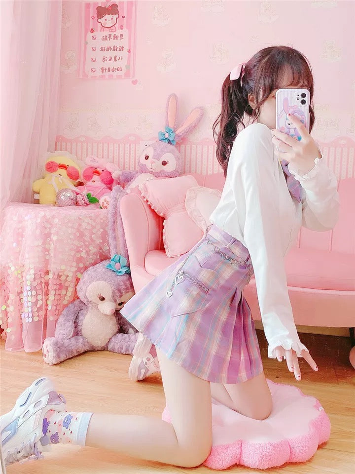 Pastel Lilac Checkered Skirt With Heart Pocket