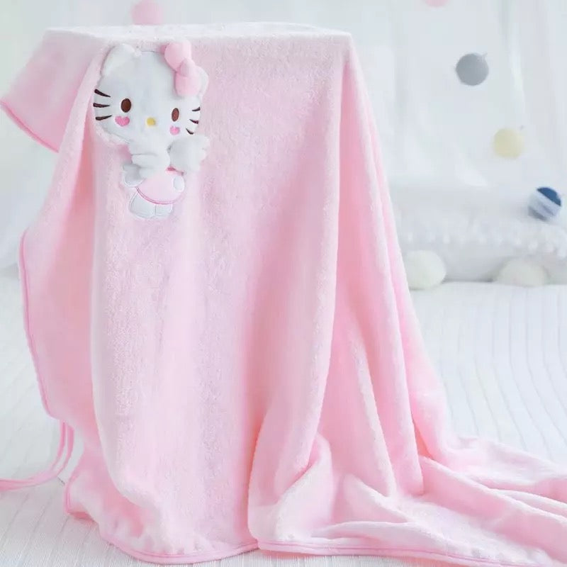 DDLGVERSE Hello Kitty Roll Up Blankie Opened