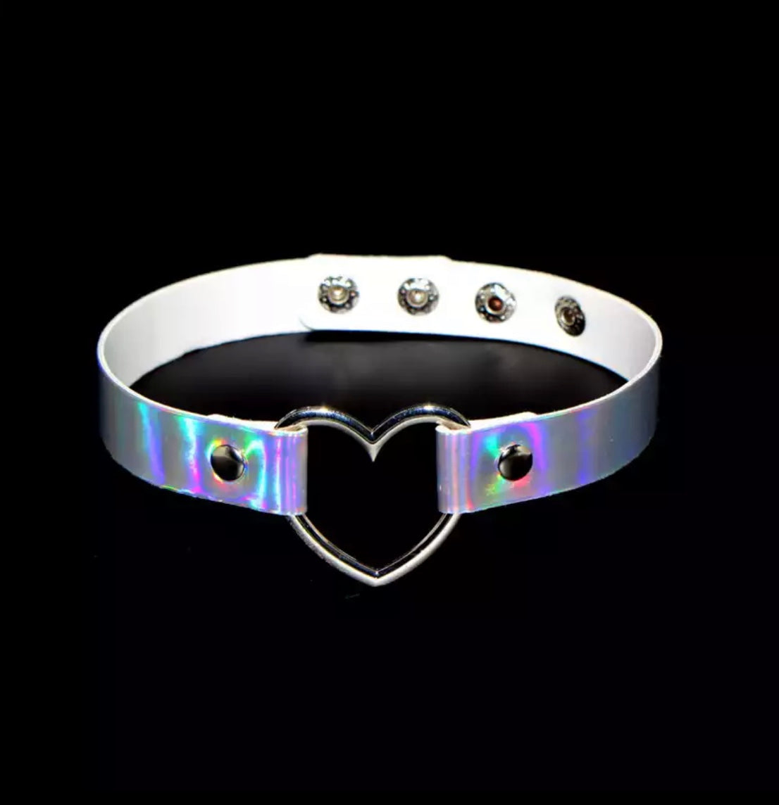 DDLGVERSE Holographic Heart Collar Silver