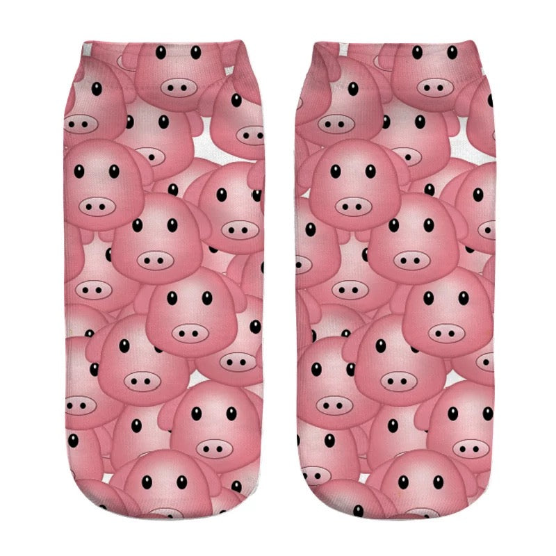 DDLGVERSE Piggy Piggy Piggy Socks