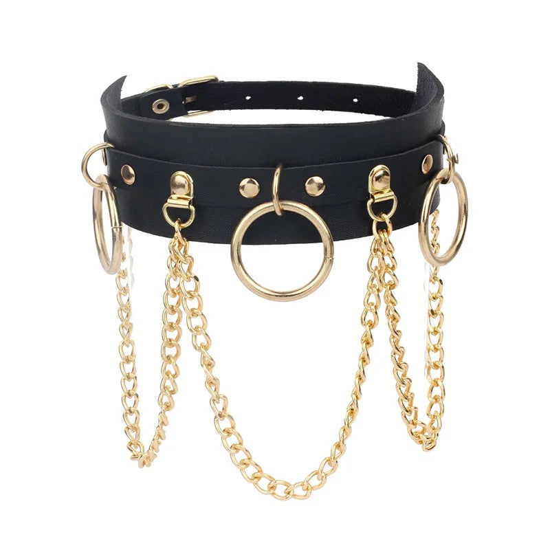 Triple Ring Chained Collar